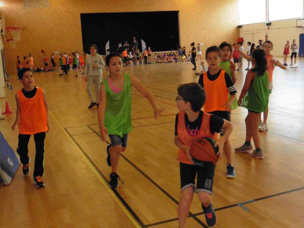 GENAS | Près de 180 élèves aux rencontres scolaires de basket