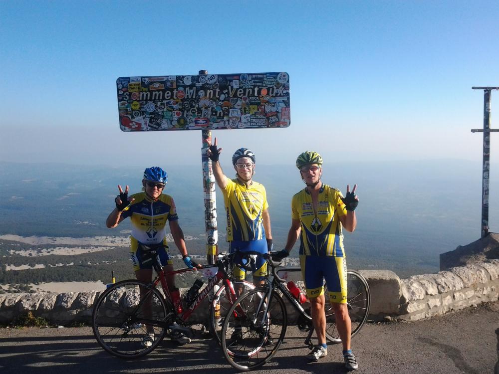 DECINES | Trois cinglés du Mont Ventoux au club de Cyclo Vtt