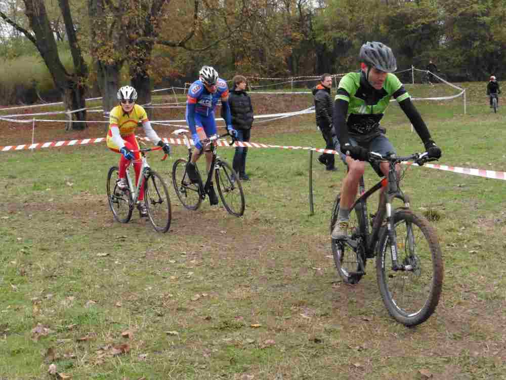 VILLEURBANNE | 120 participants au 1° Cyclo-cross de la Feyssine
