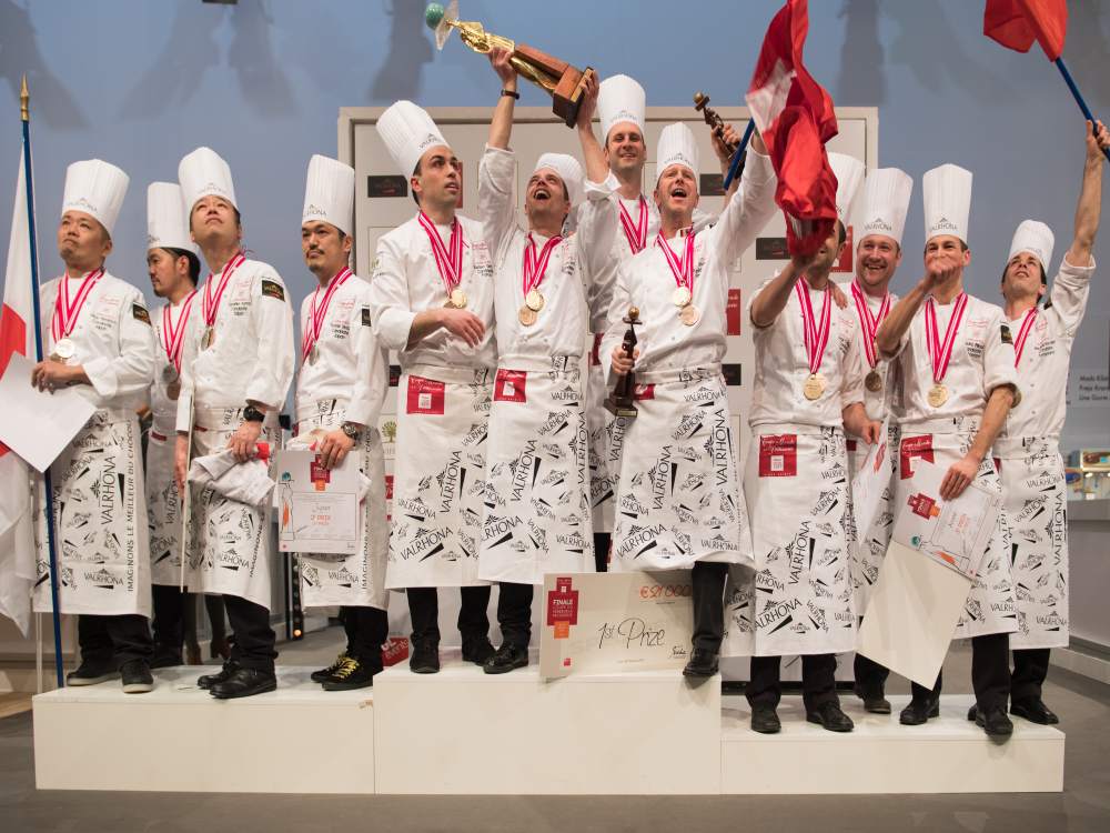 LYON – EUREXPO | La France remporte la 15° Coupe du Monde de la Pâtisserie