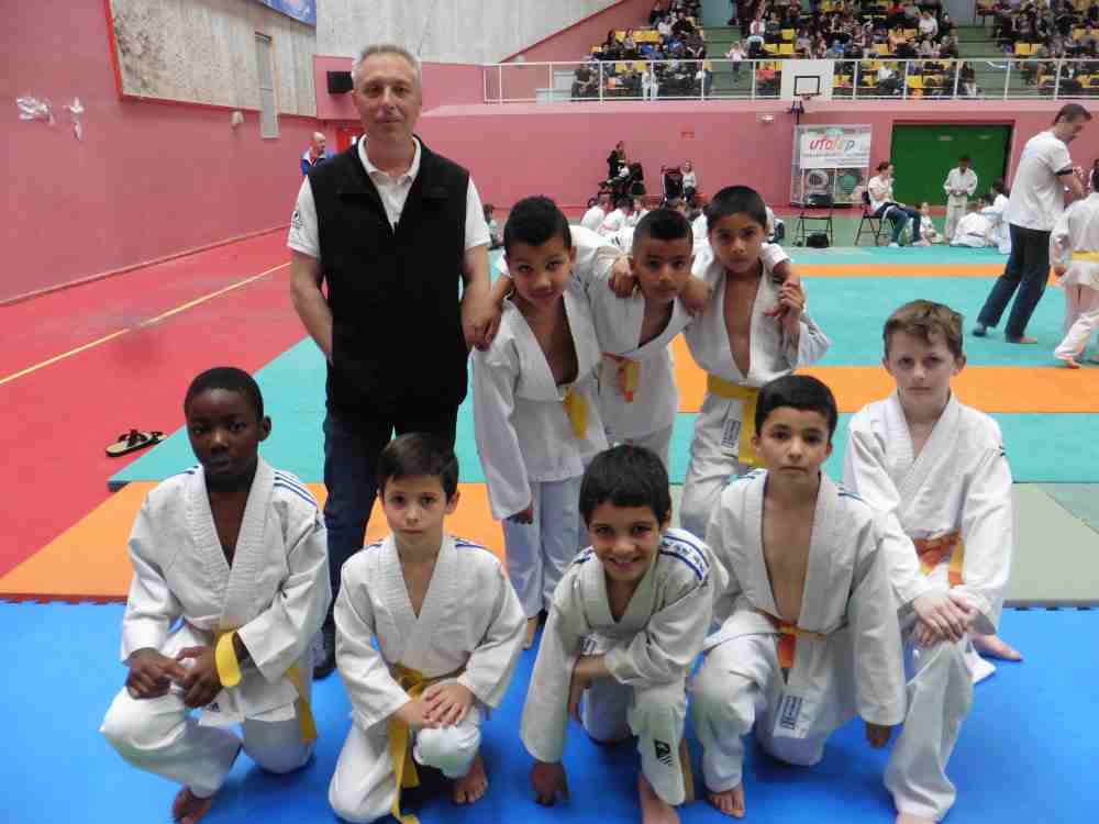 VAULX EN VELIN : 7 jeunes judokas de l’Amicale Laique, champions du Rhône Ufolep