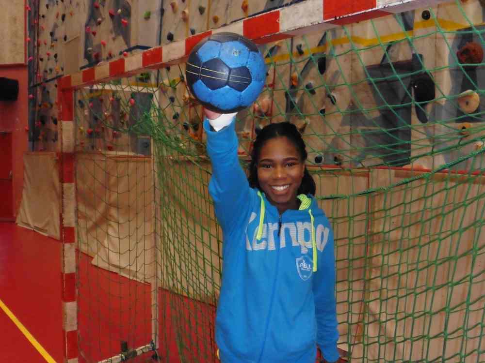 Hilary Ikondo (handballeuse à l’ASUL Vaulx en Velin)