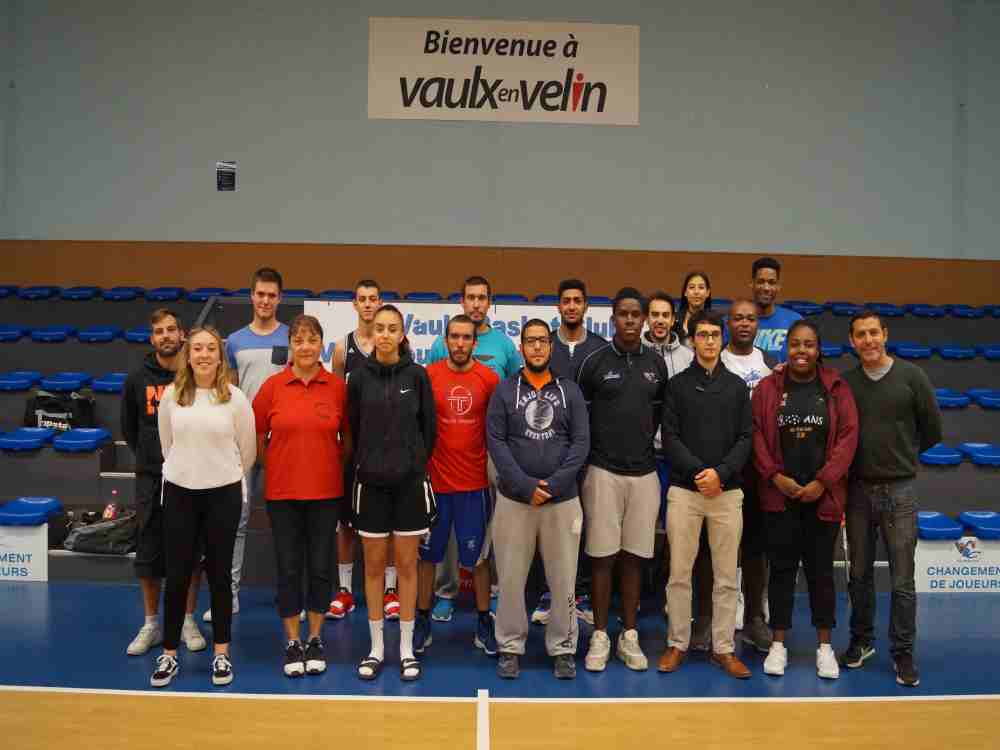 VAULX-EN-VELIN | Interview du coach, mise en place de pôles de travail au Vaulx Basket