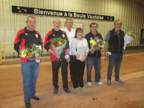 VAULX-EN-VELIN | Pérez-Nivou vainqueurs des concours du Mardi de Boules Lyonnaises