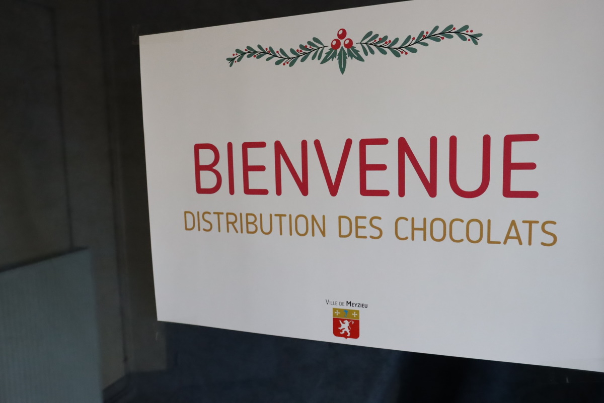 MEYZIEU | La ville offre 5.500 boîtes de chocolats à ses seniors