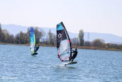 Windfoil à Meyzieu (Grand large)