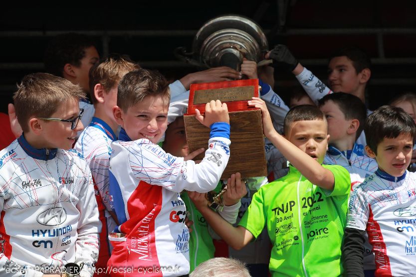 Le club de « Lyon Sprint Evolution » à l’honneur au Trophée des Jeunes Cyclistes sur piste