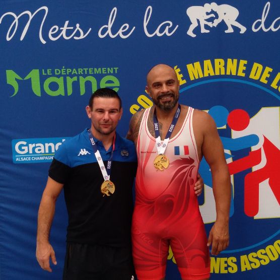 BRON | Deux lutteurs champions de France vétérans