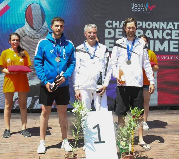 BRON | Un épéiste vice-champion de France handisport