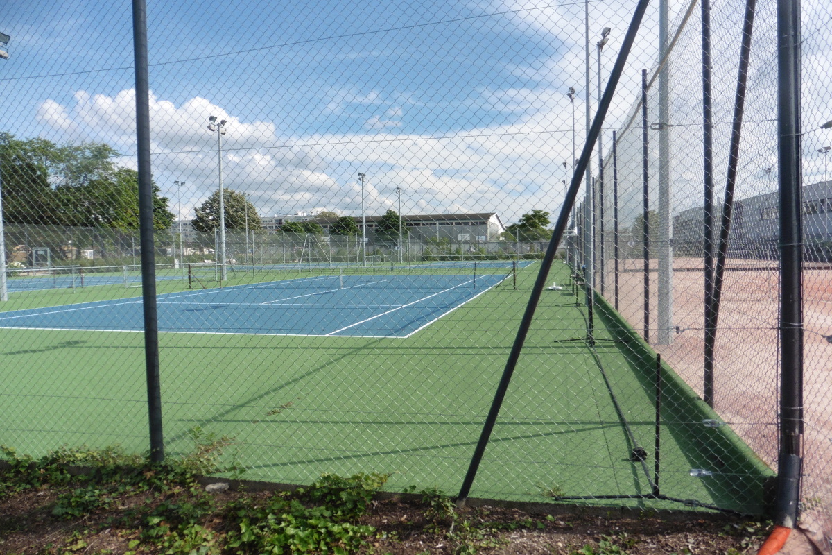DECINES | Les premiers résultats de l’open de tennis